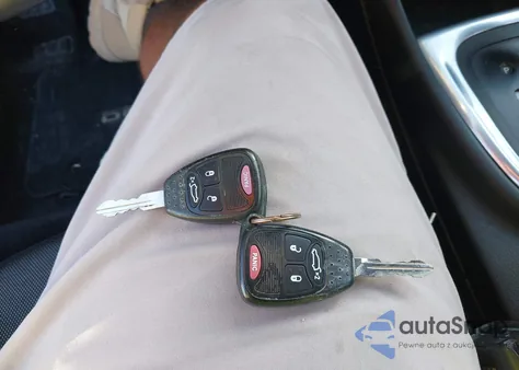 2013 Dodge Avenger Sxt z USA, uszkodzony, nr VIN 1C3CDZCG0DN709233